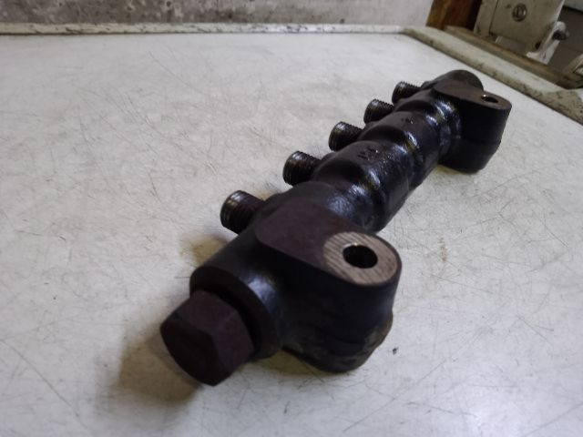 bontott FORD FOCUS II Közösnyomócső