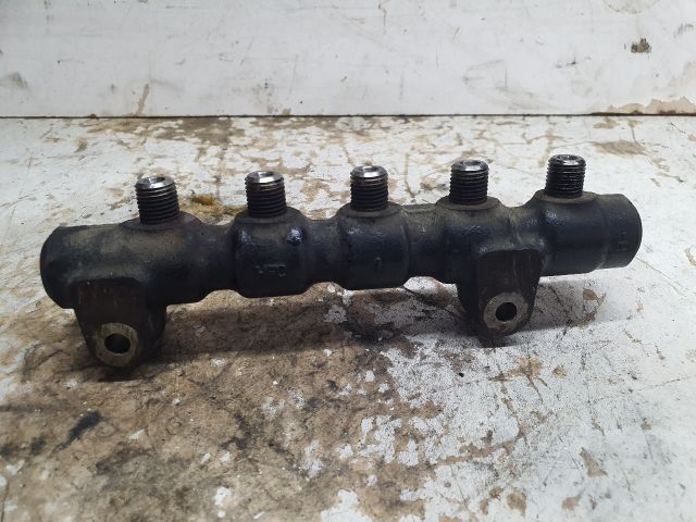 bontott FORD FOCUS II Közösnyomócső