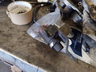 bontott FORD FOCUS II Lefújószelep