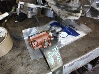 bontott FORD FOCUS II Lefújószelep