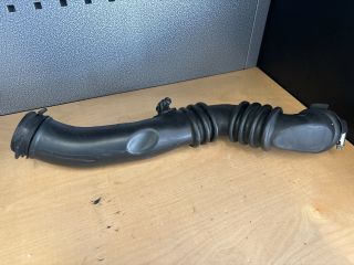 bontott FORD FOCUS II Légbeömlő Cső