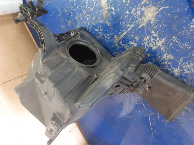 bontott FORD FOCUS II Légszűrő Ház