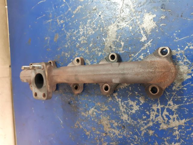 bontott FORD FOCUS II Leömlő (Soros)