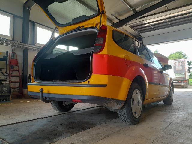 bontott FORD FOCUS II Leömlő (Soros)