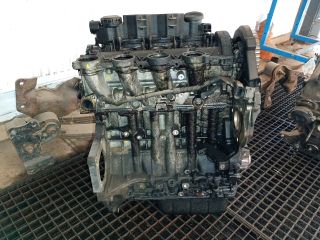 bontott FORD FOCUS II Motor (Fűzött blokk hengerfejjel)