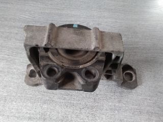 bontott FORD FOCUS II Motor Tartó Bak Bal