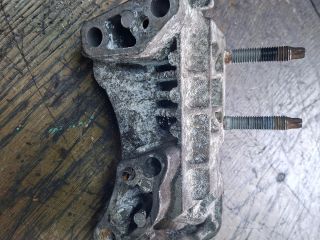 bontott FORD FOCUS II Motor Tartó Bak (Fém)