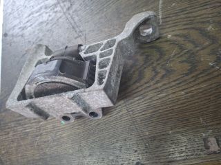 bontott FORD FOCUS II Motor Tartó Bak (Fém)