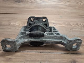 bontott FORD FOCUS II Motor Tartó Bak (Fém)