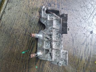 bontott FORD FOCUS II Motor Tartó Bak (Fém)