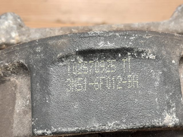 bontott FORD FOCUS II Motor Tartó Bak (Fém)