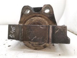 bontott FORD FOCUS II Motor Tartó Bak (Fém)