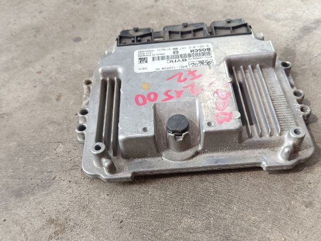 bontott FORD FOCUS II Motorvezérlő