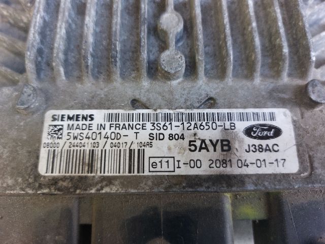 bontott FORD FOCUS II Motorvezérlő