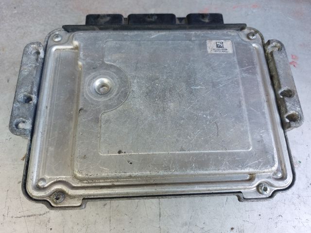 bontott FORD FOCUS II Motorvezérlő