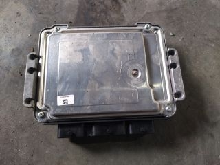 bontott FORD FOCUS II Motorvezérlő