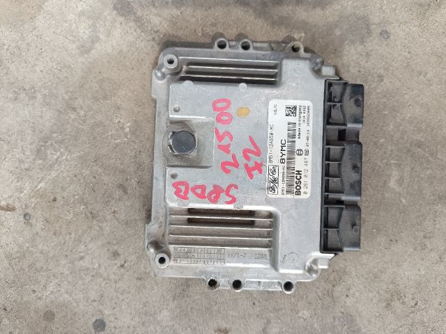 bontott FORD FOCUS II Motorvezérlő