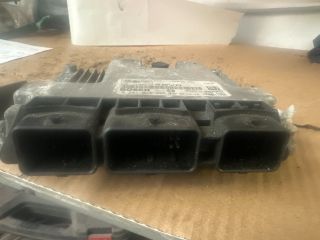 bontott FORD FOCUS II Motorvezérlő