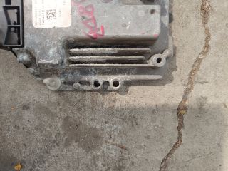 bontott FORD FOCUS II Motorvezérlő