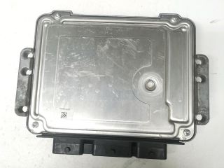 bontott FORD FOCUS II Motorvezérlő