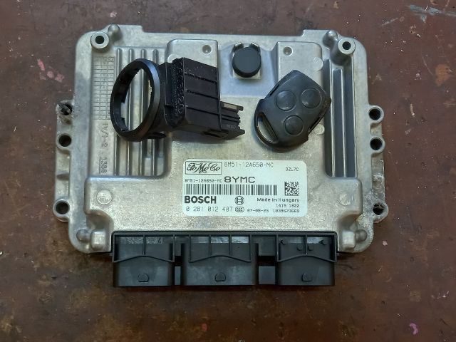 bontott FORD FOCUS II Motorvezérlő