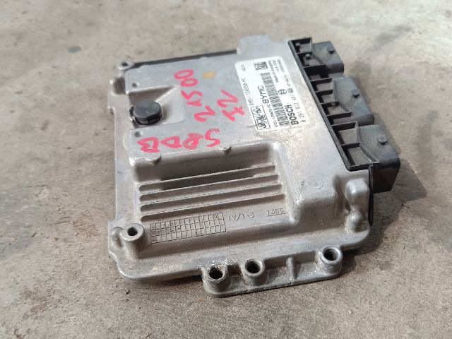 bontott FORD FOCUS II Motorvezérlő