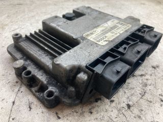 bontott FORD FOCUS II Motorvezérlő