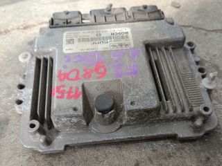 bontott FORD FOCUS II Motorvezérlő