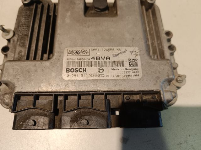 bontott FORD FOCUS II Motorvezérlő