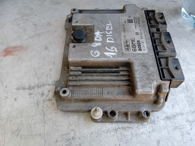 bontott FORD FOCUS II Motorvezérlő