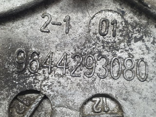 bontott FORD FOCUS II Nagynyomású Szivattyú Bak