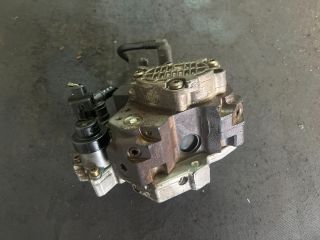 bontott FORD FOCUS II Nagynyomású Szivattyú