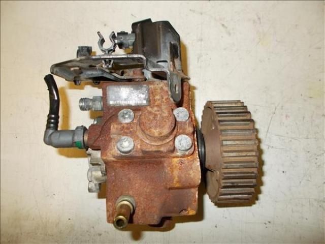 bontott FORD FOCUS II Nagynyomású Szivattyú