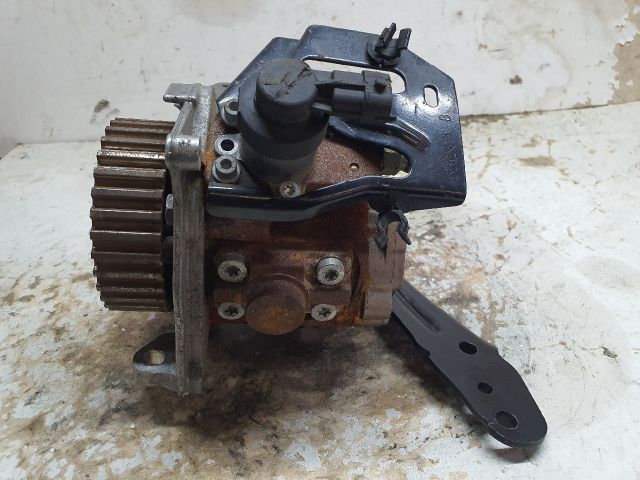 bontott FORD FOCUS II Nagynyomású Szivattyú