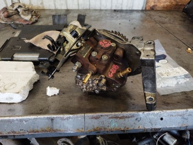 bontott FORD FOCUS II Nagynyomású Szivattyú