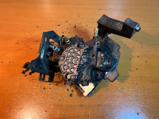 bontott FORD FOCUS II Nagynyomású Szivattyú