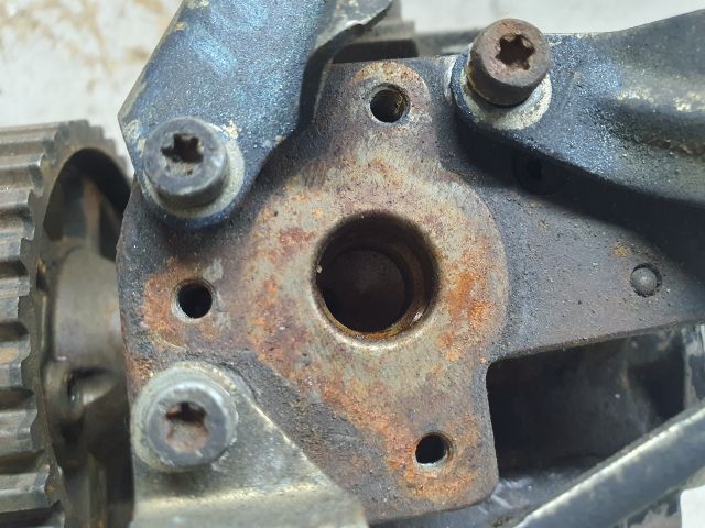 bontott FORD FOCUS II Nagynyomású Szivattyú