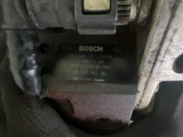 bontott FORD FOCUS II Nagynyomású Szivattyú