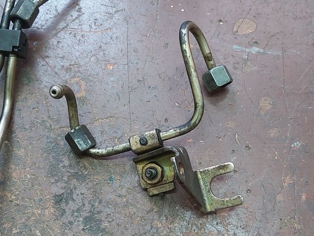 bontott FORD FOCUS II Nyomócső