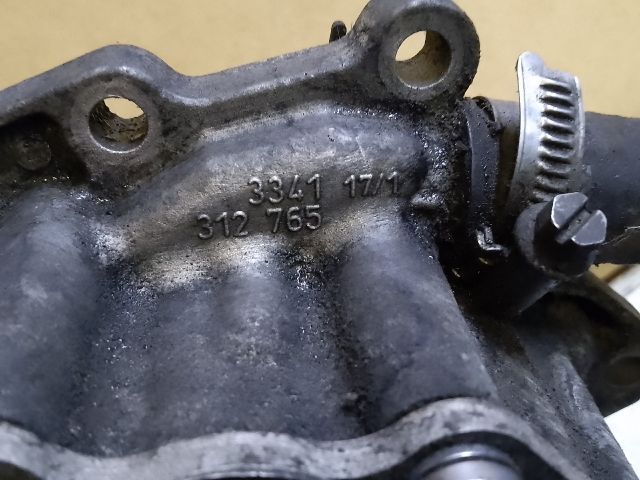 bontott FORD FOCUS II Olajszűrő Ház