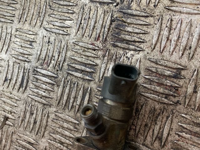 bontott FORD FOCUS II Porlasztó (1 db)