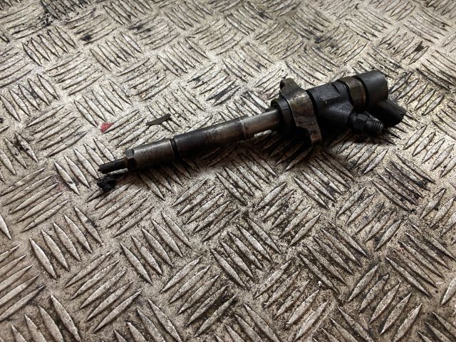 bontott FORD FOCUS II Porlasztó (1 db)