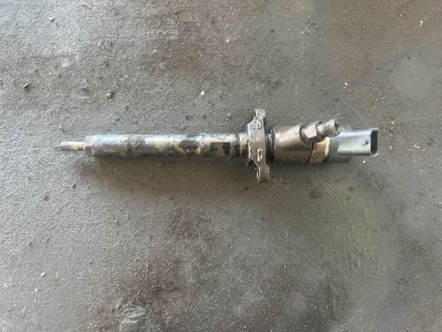 bontott FORD FOCUS II Porlasztó (1 db)