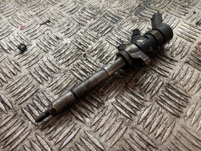 bontott FORD FOCUS II Porlasztó (1 db)