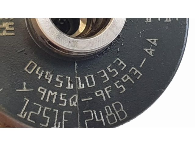 bontott FORD FOCUS II Porlasztó (1 db)