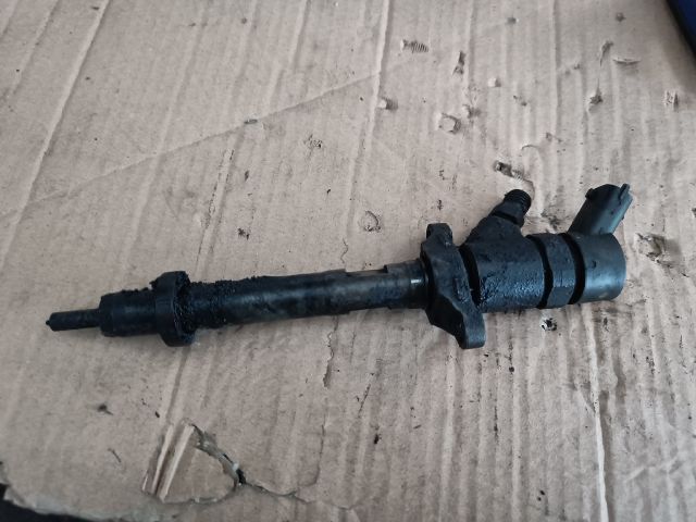 bontott FORD FOCUS II Porlasztó (1 db)