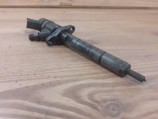 bontott FORD FOCUS II Porlasztó (1 db)