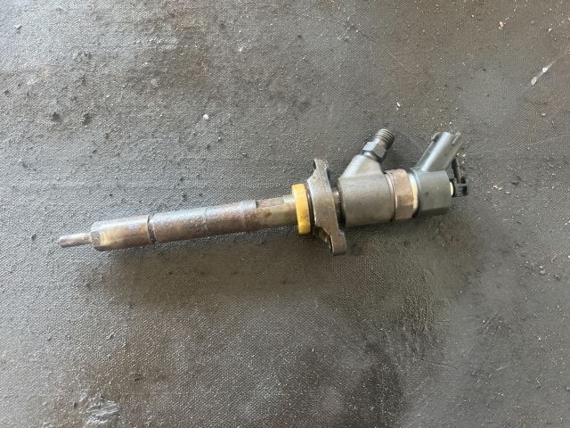 bontott FORD FOCUS II Porlasztó (1 db)