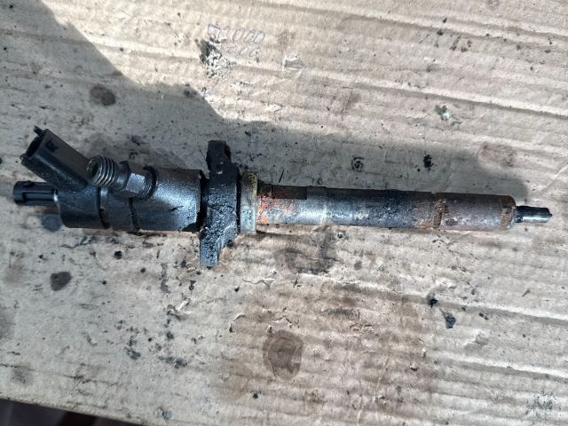 bontott FORD FOCUS II Porlasztó (1 db)