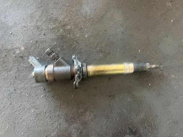 bontott FORD FOCUS II Porlasztó (1 db)